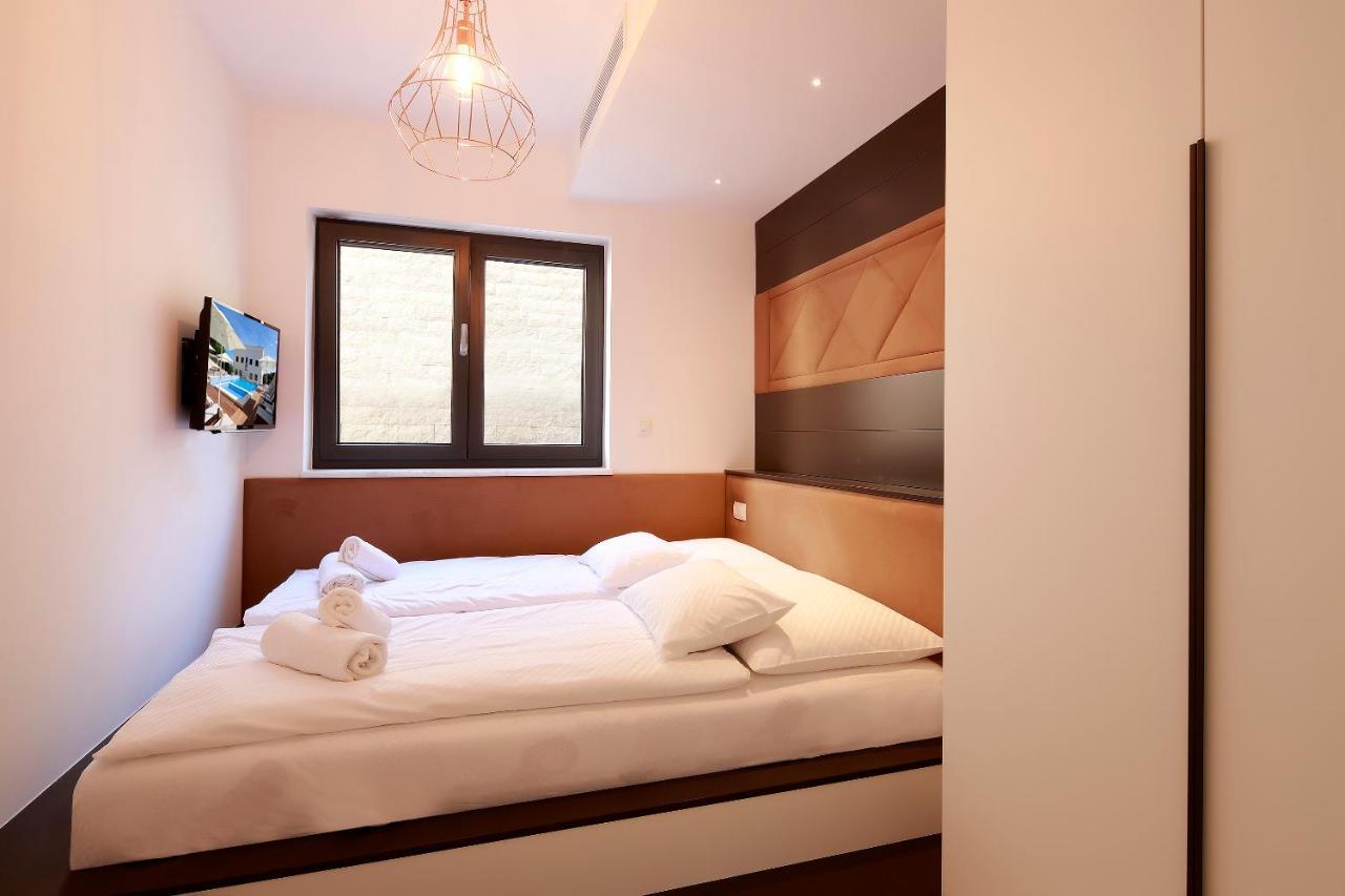 Modena Maris-Heated Pool-Grill-Relax-Jacuzzi Apartments Ічичі Екстер'єр фото